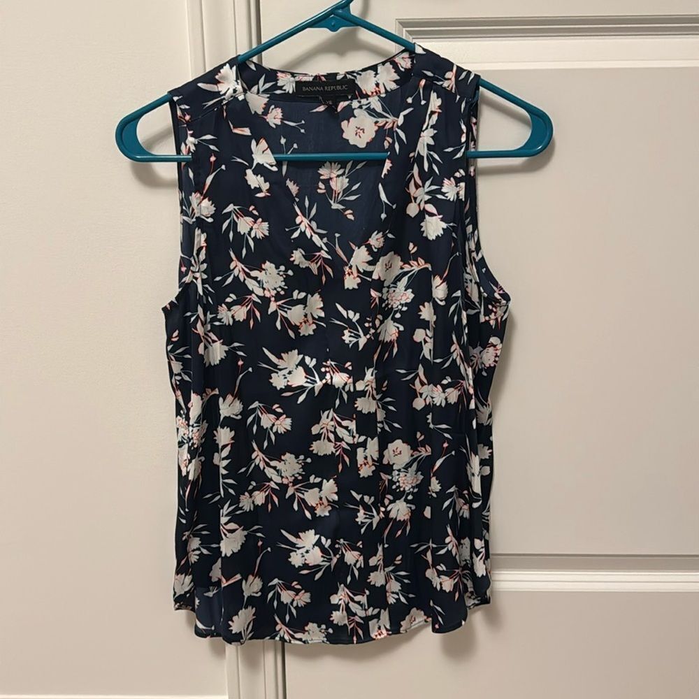 Banana Republic Tank